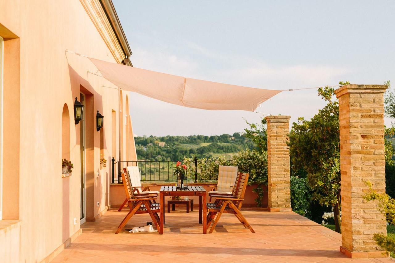 Nontiscordardime B&B Villa Agriturismo Civitanova Marche Exteriör bild